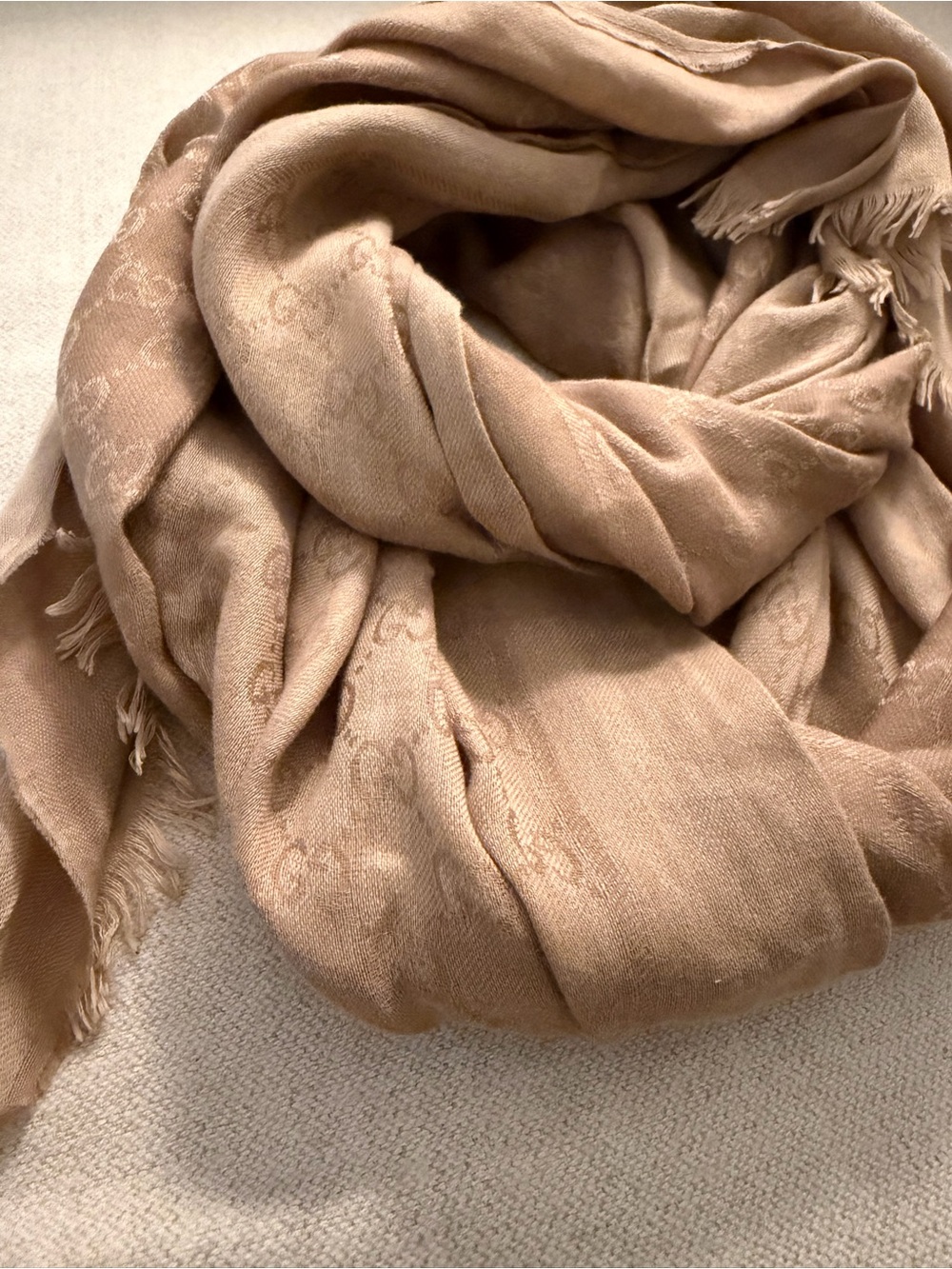 Gucci GG jacquard scarf in sand beige GG Monogram and fringe silk blend